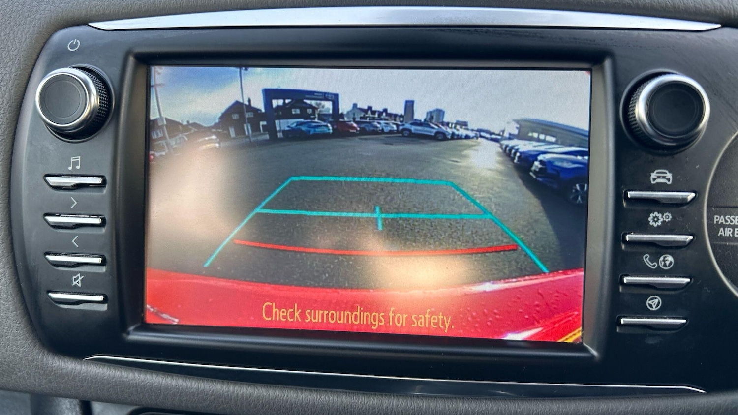 Used Toyota Yaris 2019 for sale - 77203735: Photo 20