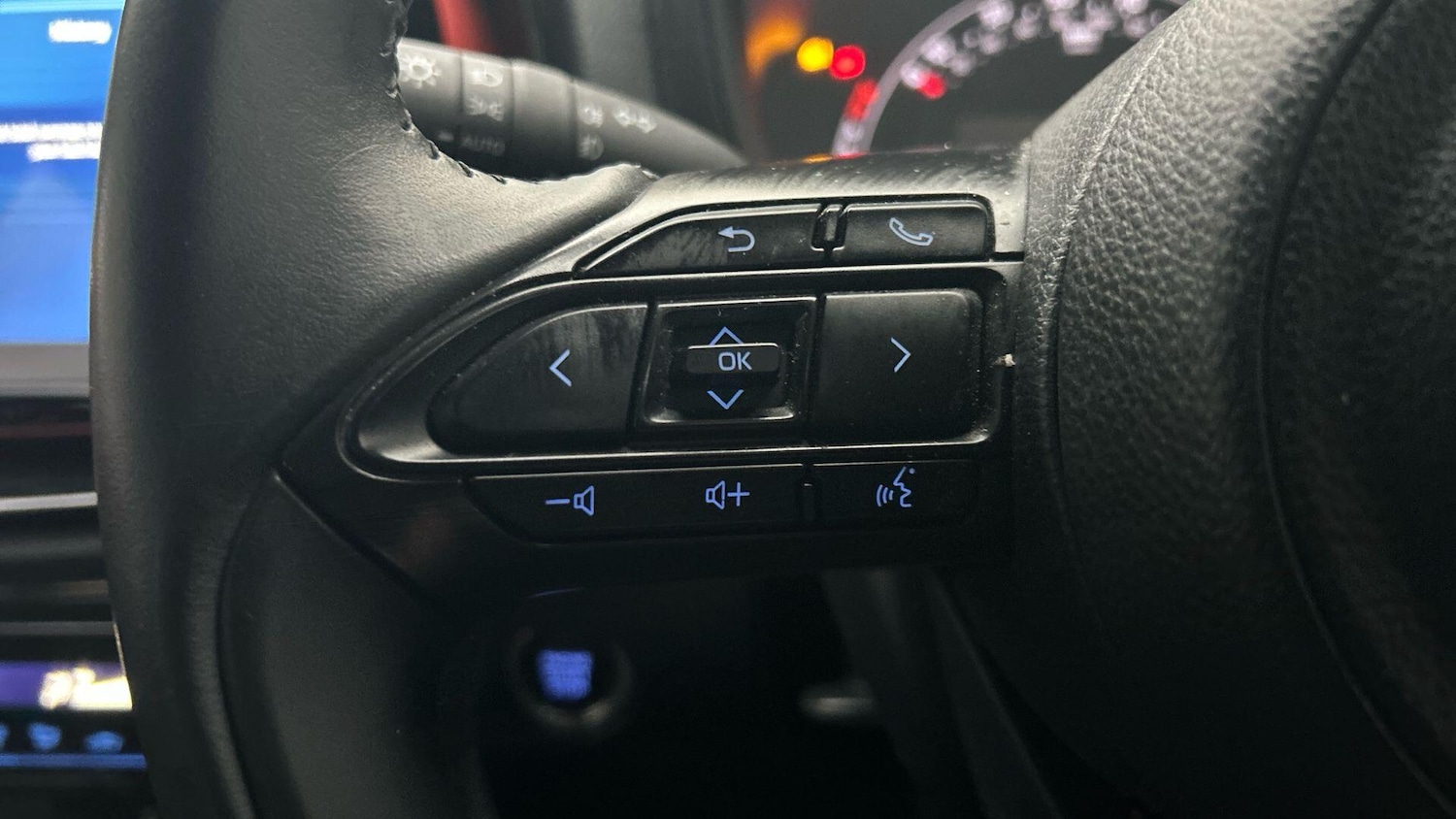 Used Toyota Aygo X 2022 for sale - 77411677: Photo 36