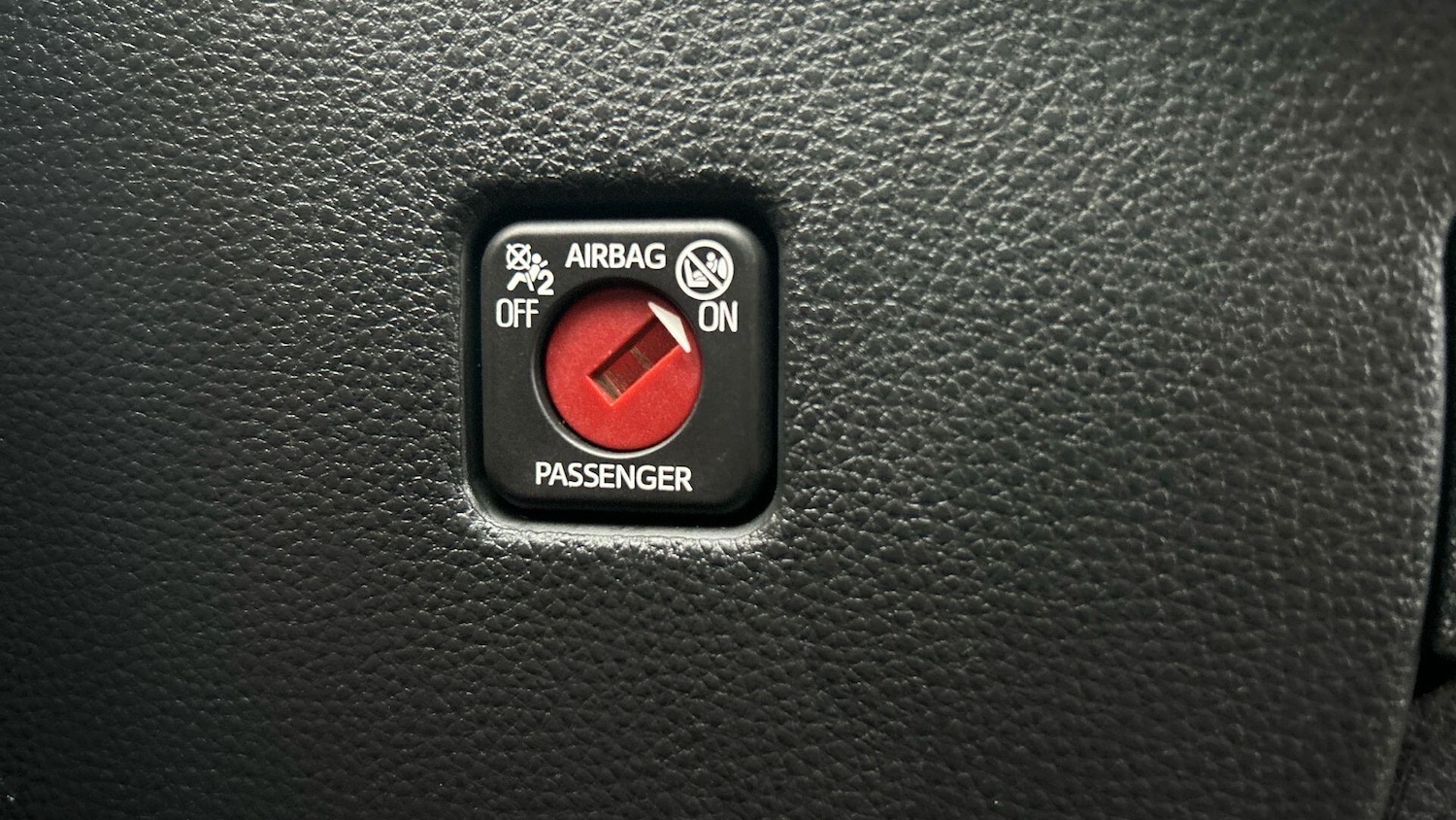 Used Toyota Aygo X 2022 for sale - 77411677: Photo 42