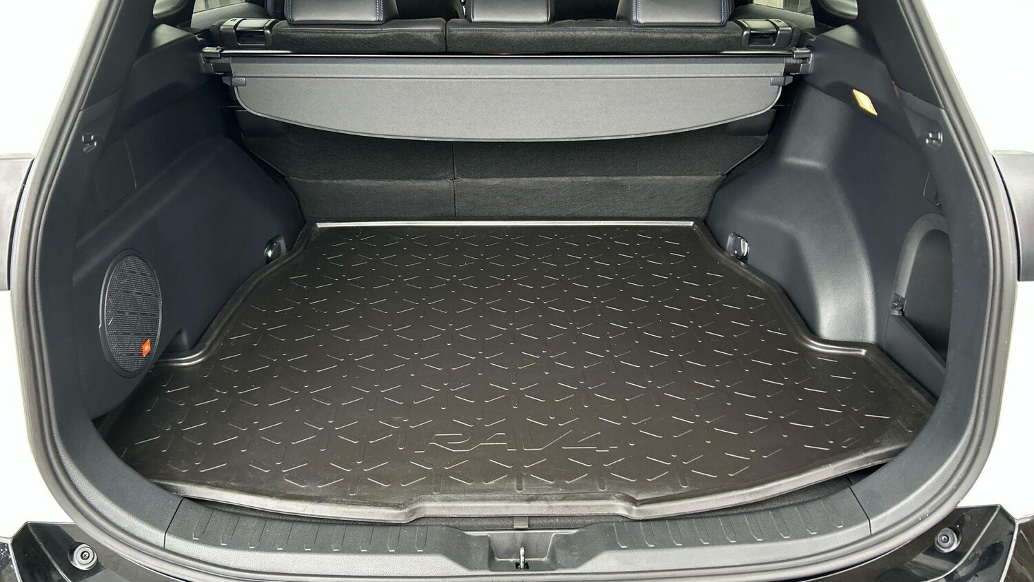 Used Toyota RAV4 2020 for sale - 77469323: Photo 18