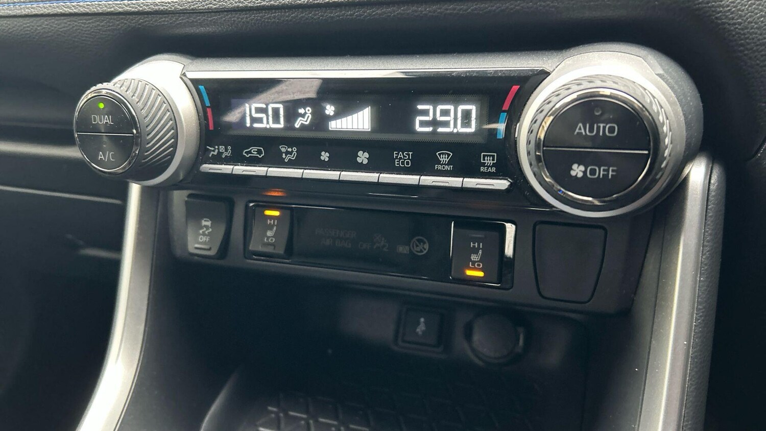 Used Toyota RAV4 2020 for sale - 77469323: Photo 31