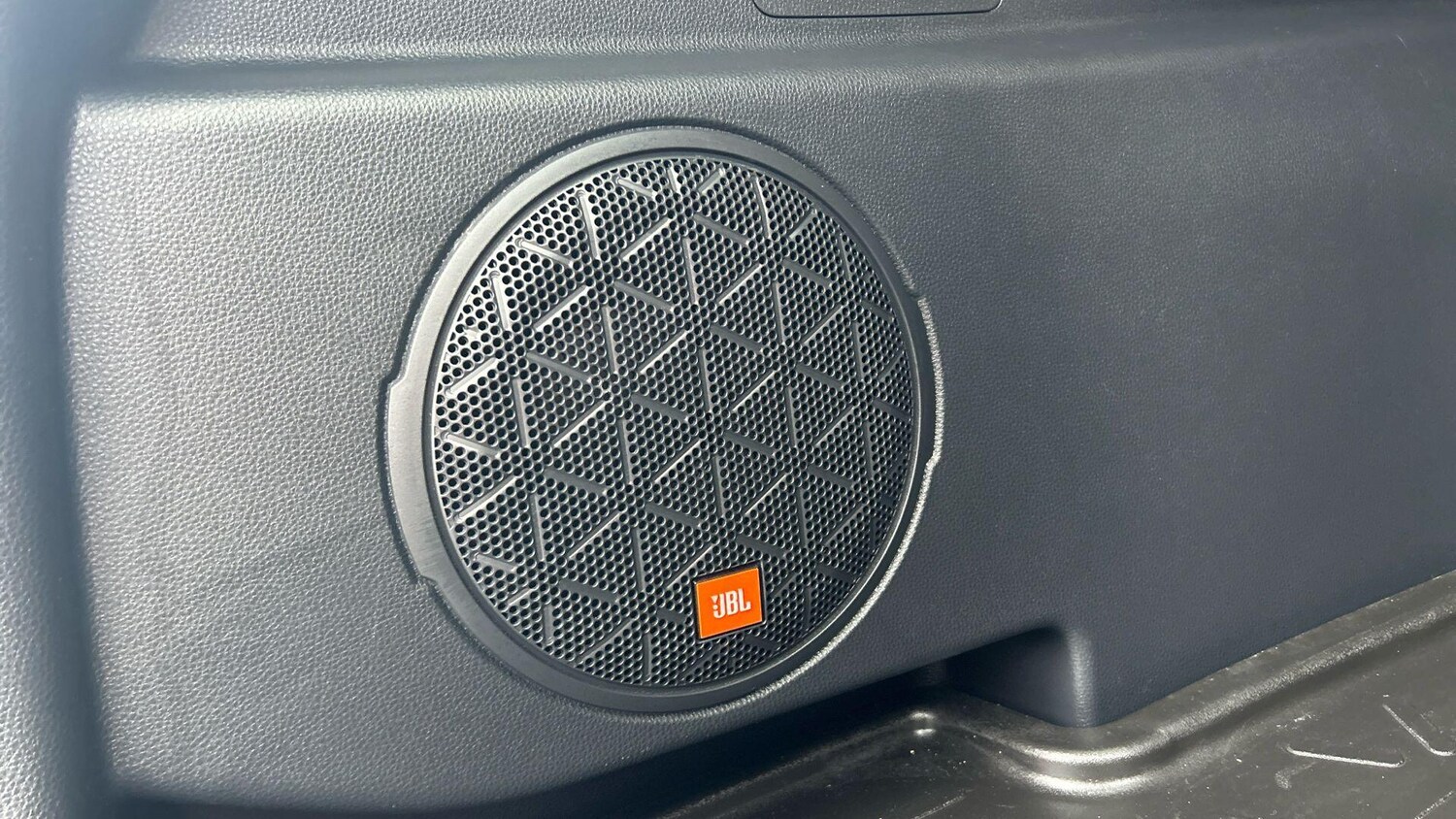 Used Toyota RAV4 2020 for sale - 77469323: Photo 37