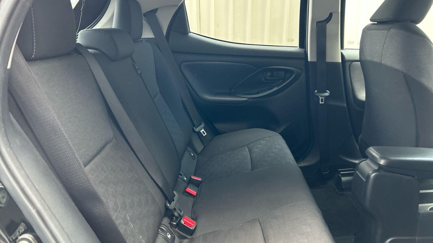 Used Toyota Yaris for sale - 77723476: Photo 16