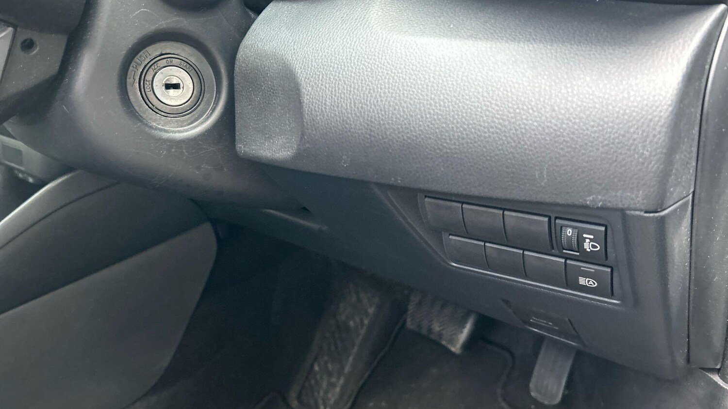 Used Toyota Yaris for sale - 77723476: Photo 35