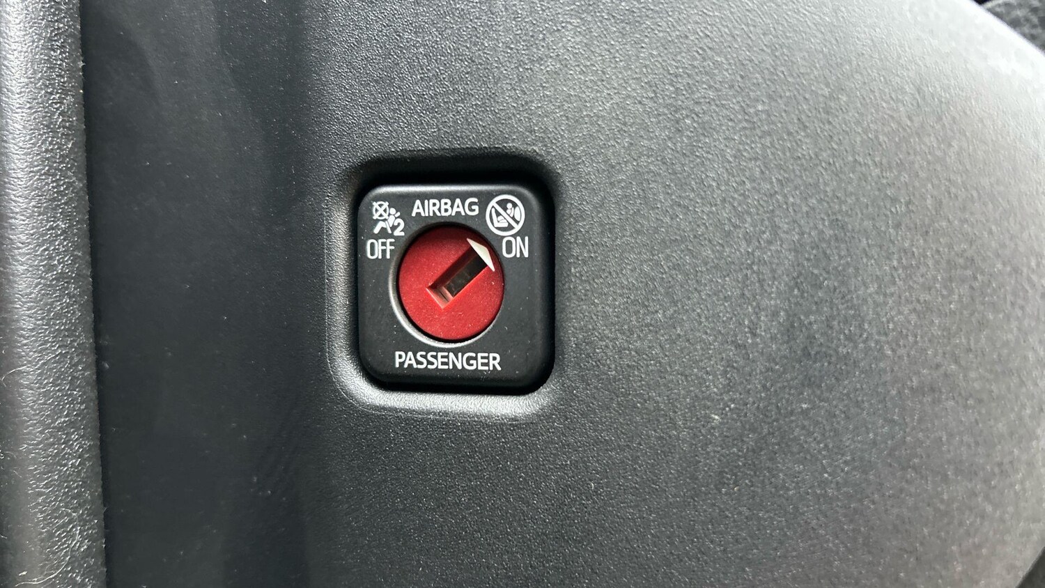 Used Toyota Yaris for sale - 77723476: Photo 40