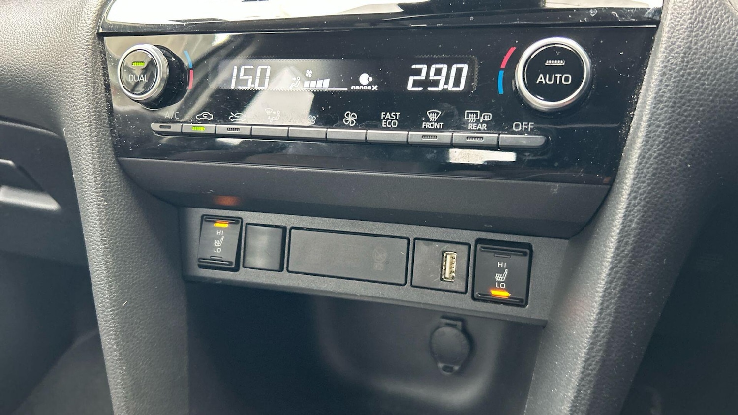Used Toyota Yaris Cross 2022 for sale - 76122866: Photo 33