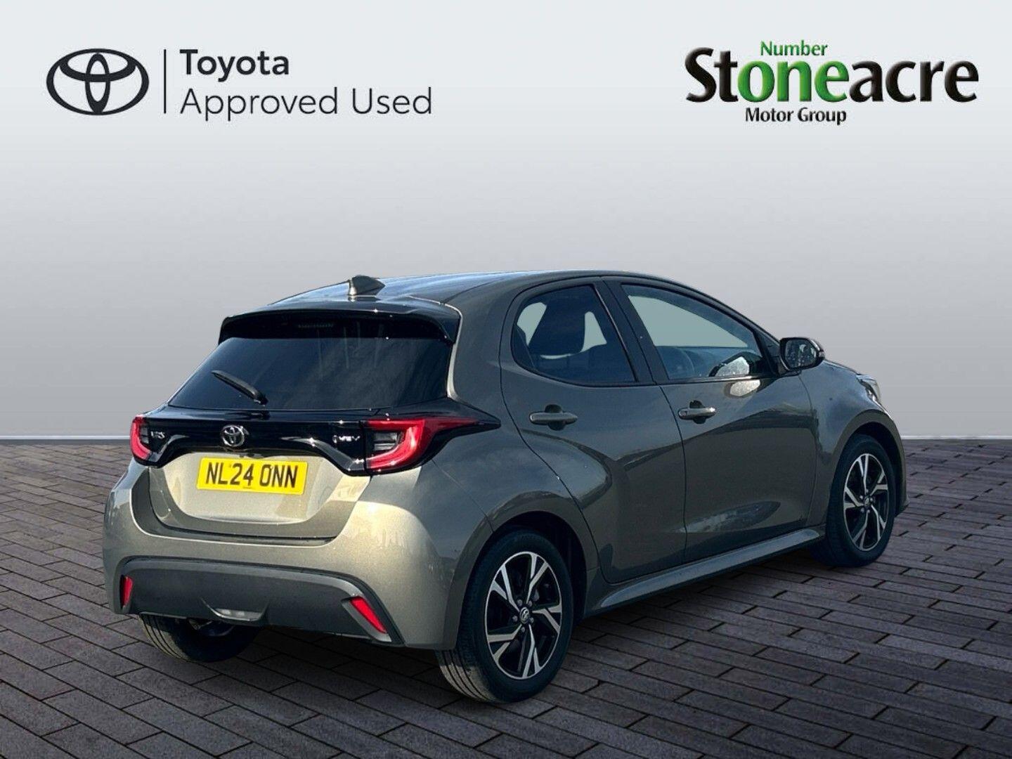 Used Toyota Yaris 2024 for sale - 77939416: Photo 3