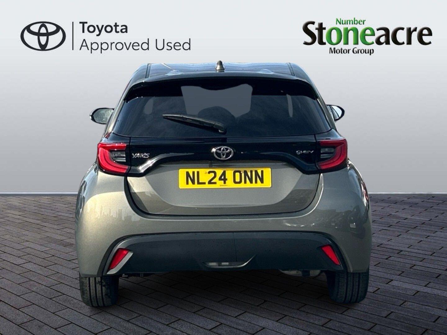 Used Toyota Yaris 2024 for sale - 77939416: Photo 4