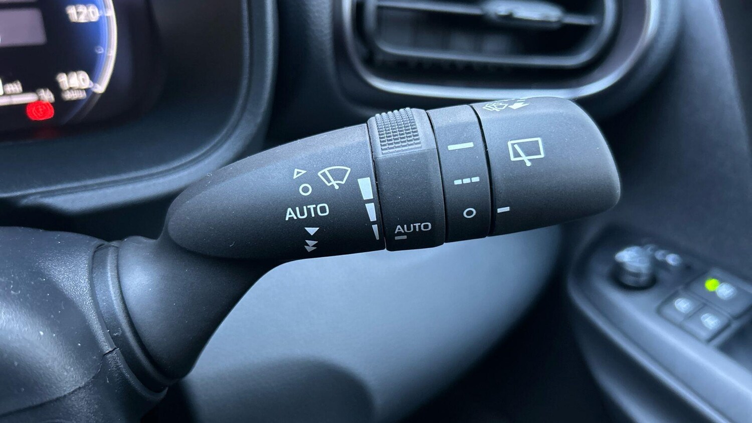 Used Toyota Yaris 2026 for sale - 77737977: Photo 38