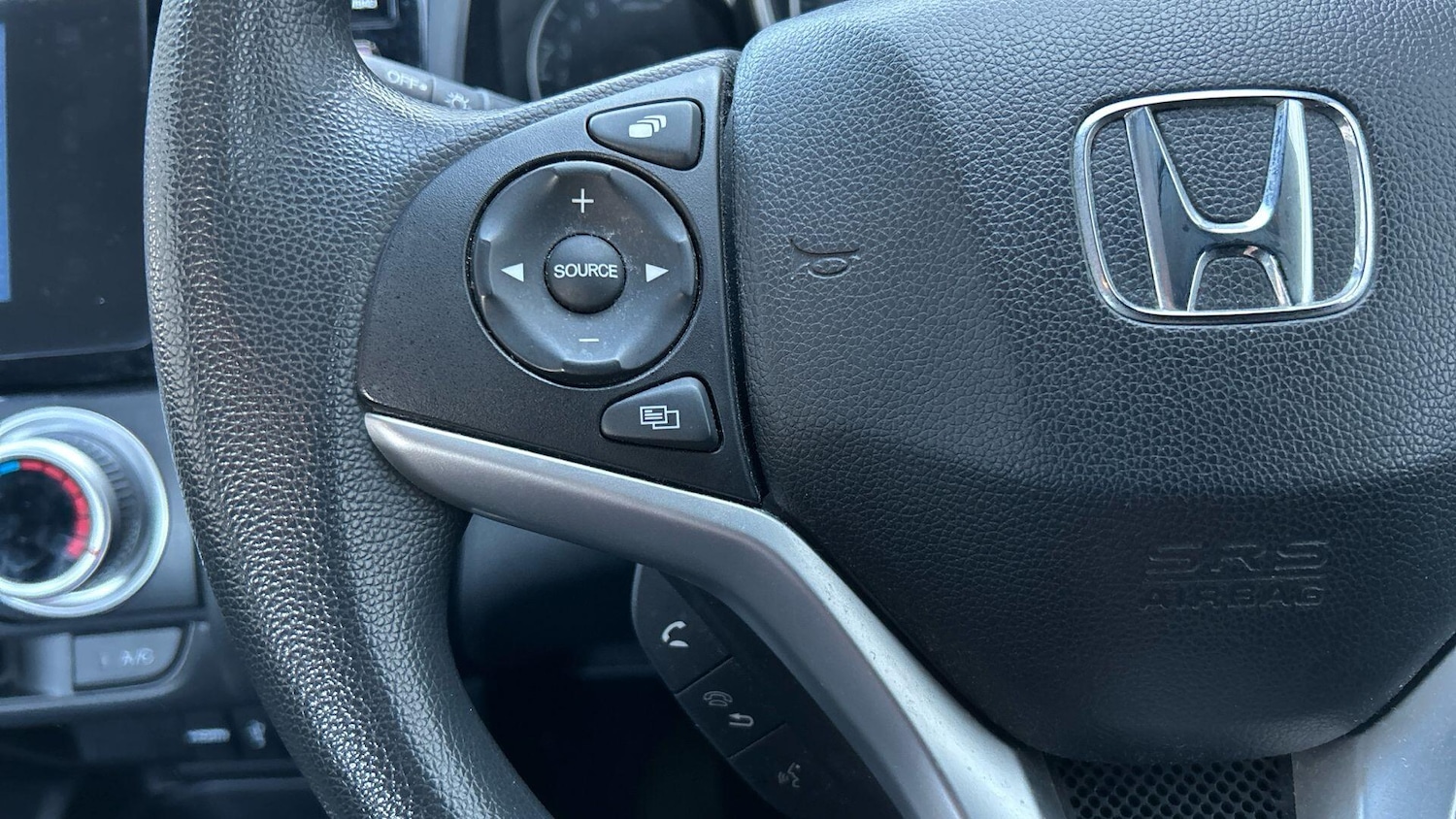 Used Honda Jazz 2016 for sale - 77242626: Photo 37