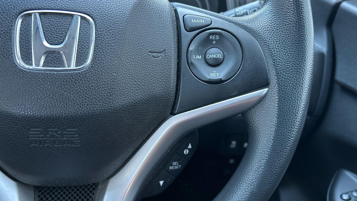 Used Honda Jazz 2016 for sale - 77242626: Photo 38