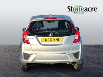 Used Honda Jazz 2016 for sale - 77242626: Photo