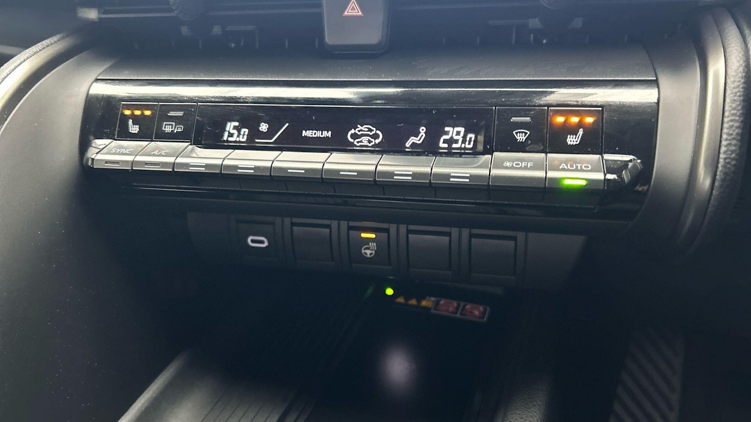 Used Toyota C-HR 2024 for sale - 77279717: Photo 30