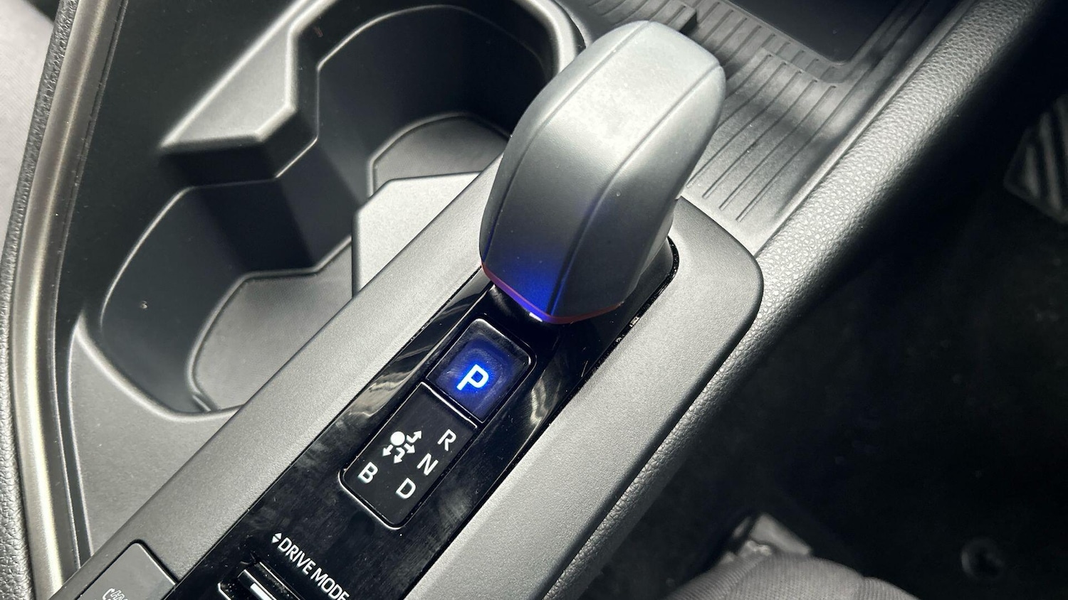 Used Toyota C-HR 2024 for sale - 77279717: Photo 32