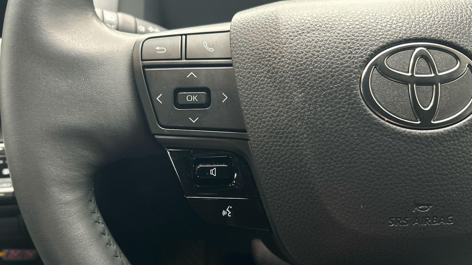 Used Toyota C-HR 2024 for sale - 77279717: Photo 38