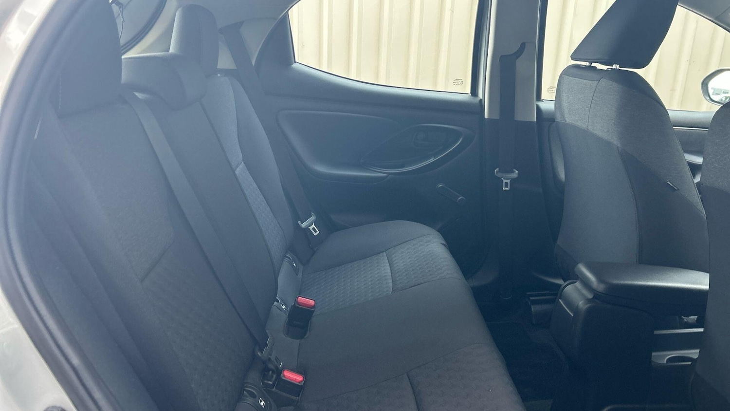 Used Toyota Yaris 2021 for sale - 76484900: Photo 18