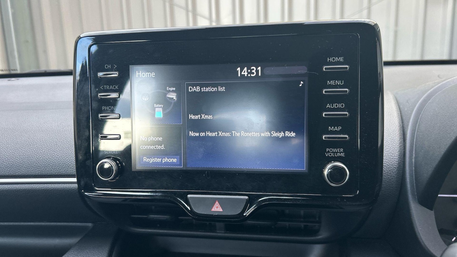 Used Toyota Yaris 2021 for sale - 76484900: Photo 27