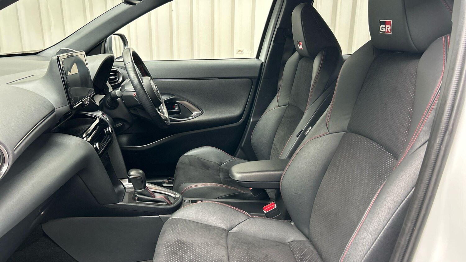 Used Toyota Yaris Cross 2023 for sale - 76200918: Photo 16