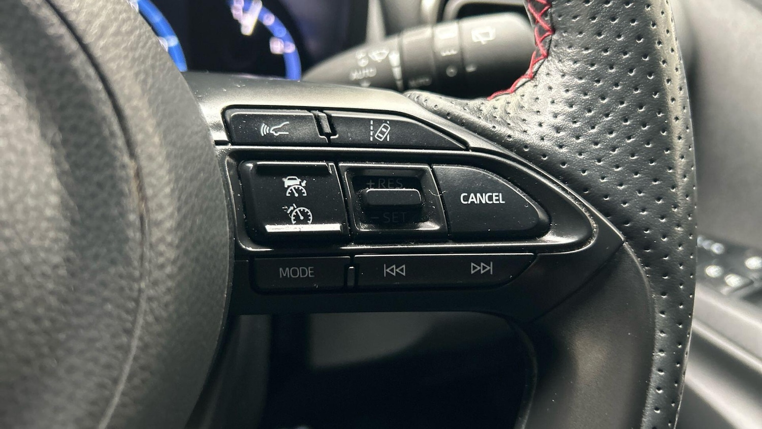Used Toyota Yaris Cross 2023 for sale - 76200918: Photo 40