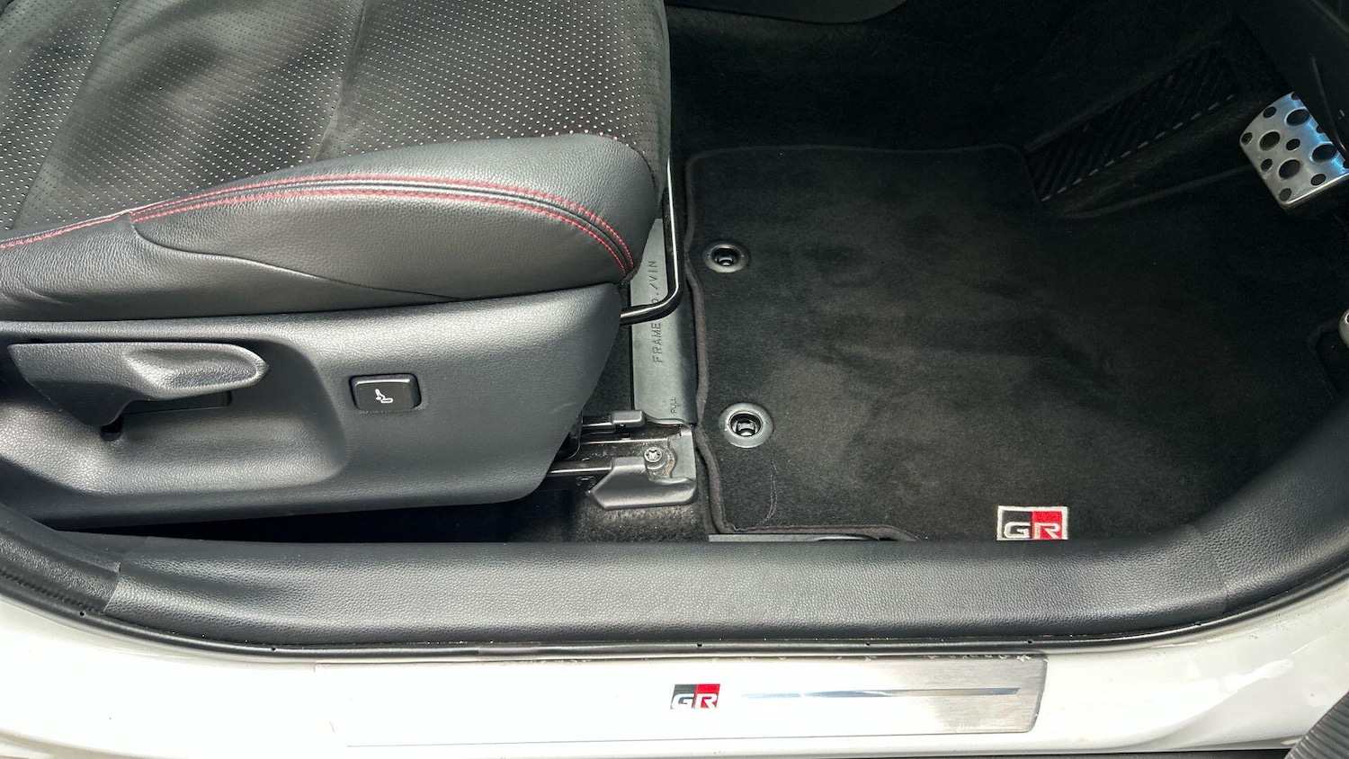 Used Toyota Yaris Cross 2023 for sale - 76200918: Photo 44