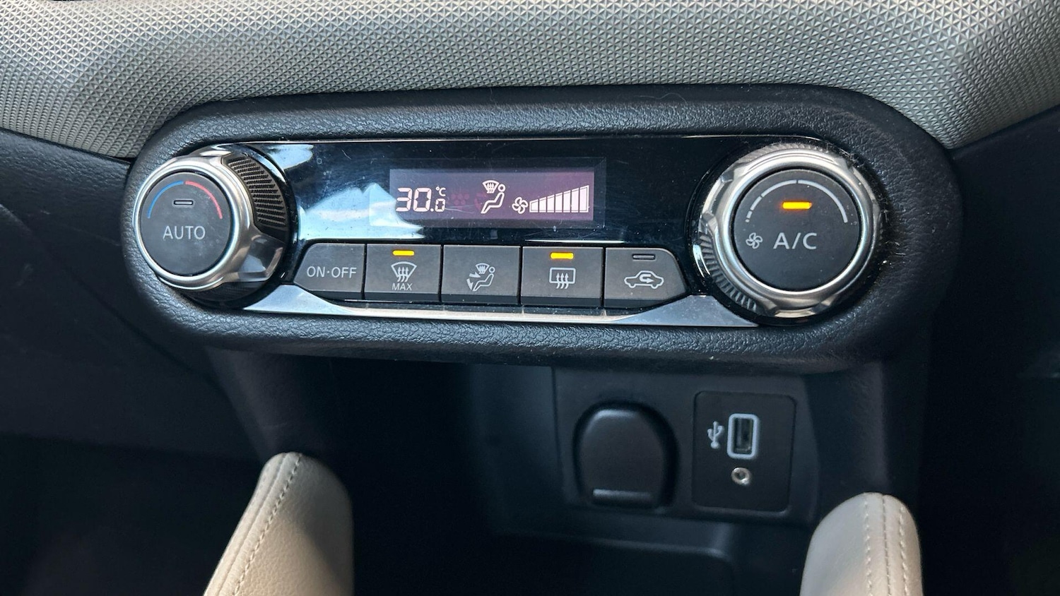 Used Nissan Micra 2019 for sale - 76887093: Photo 29