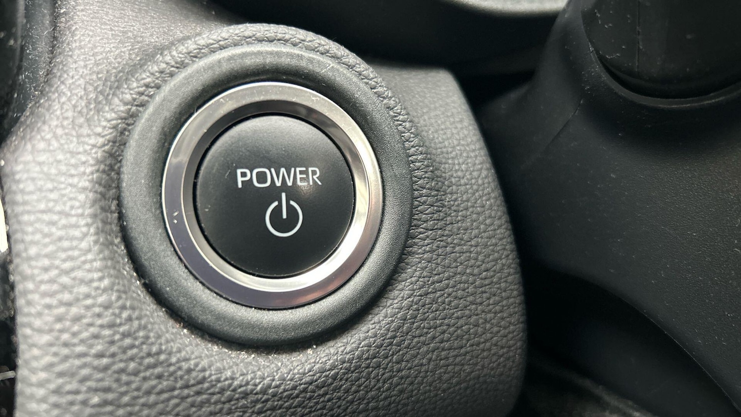 Used Toyota Yaris Cross 2025 for sale - 78099950: Photo 34