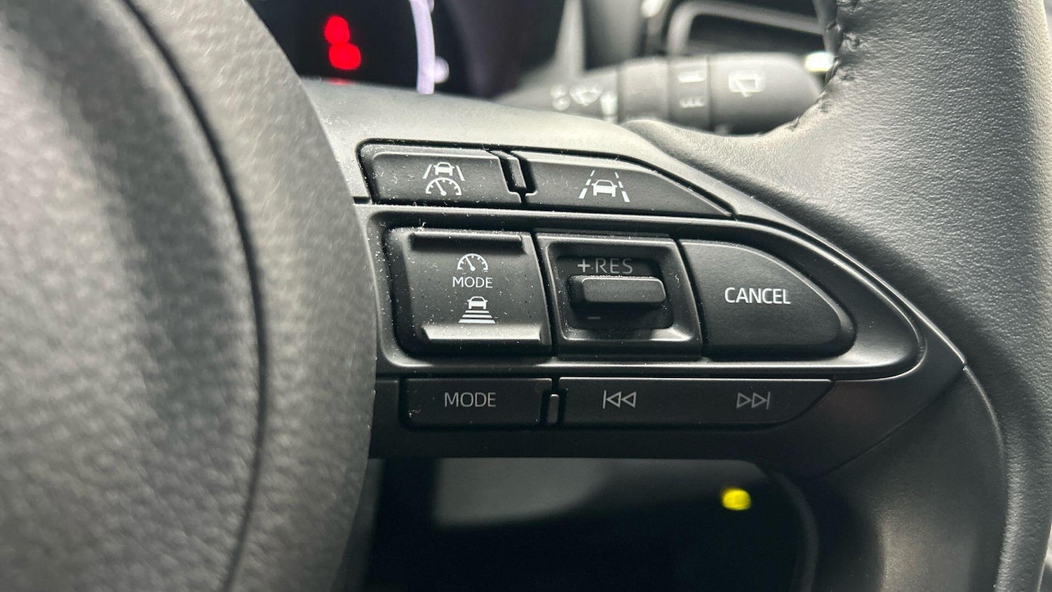 Used Toyota Yaris Cross 2025 for sale - 78099950: Photo 36