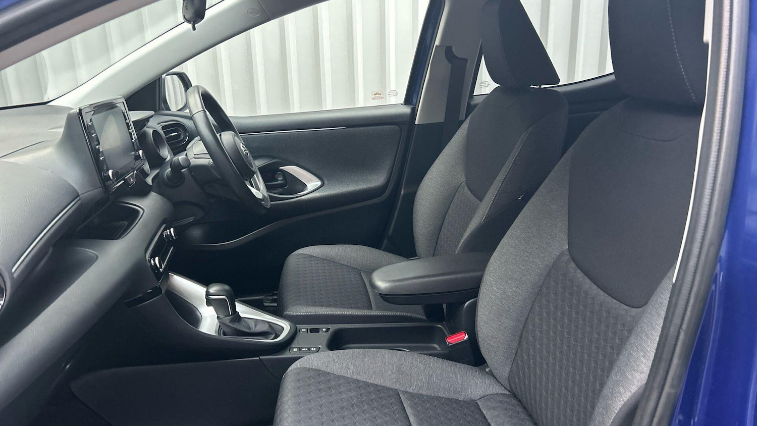 Used Toyota Yaris 2021 for sale - 77191208: Photo 14