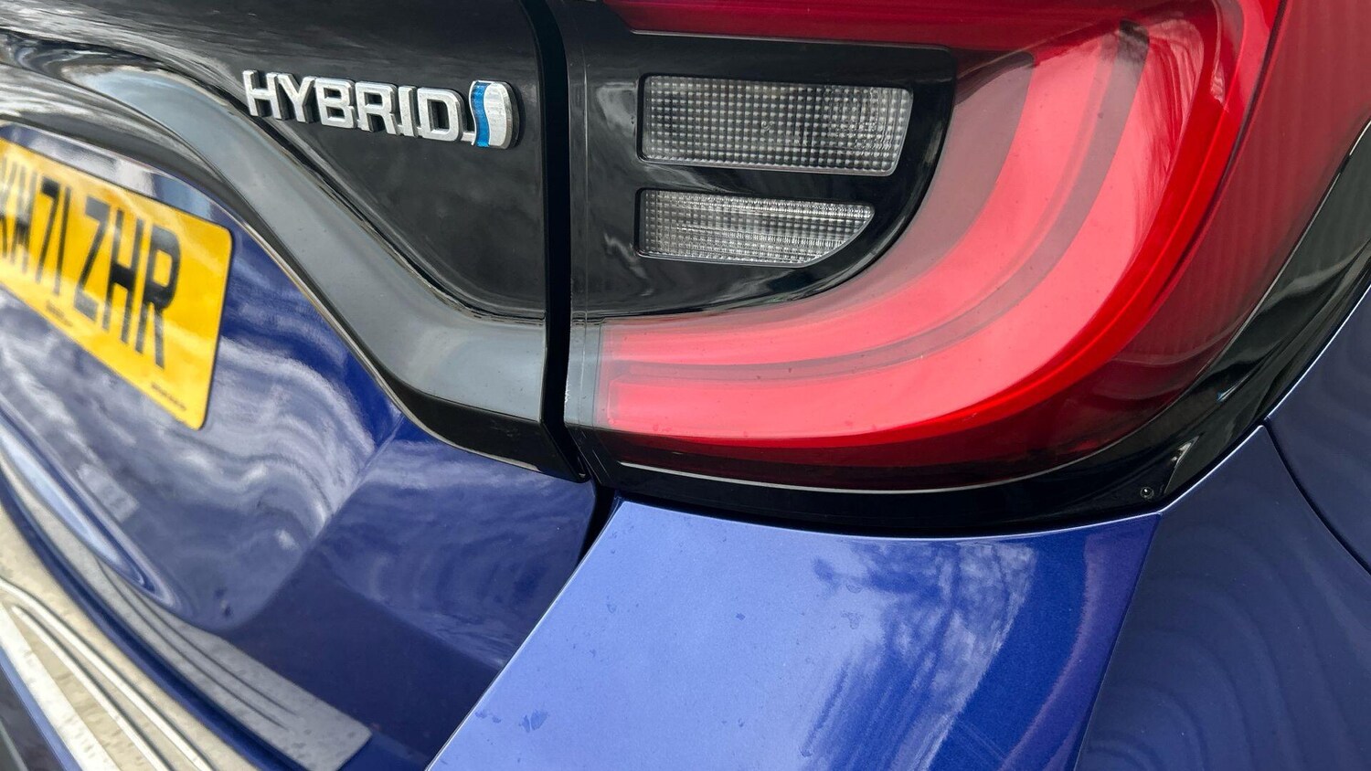 Used Toyota Yaris 2021 for sale - 77191208: Photo 42