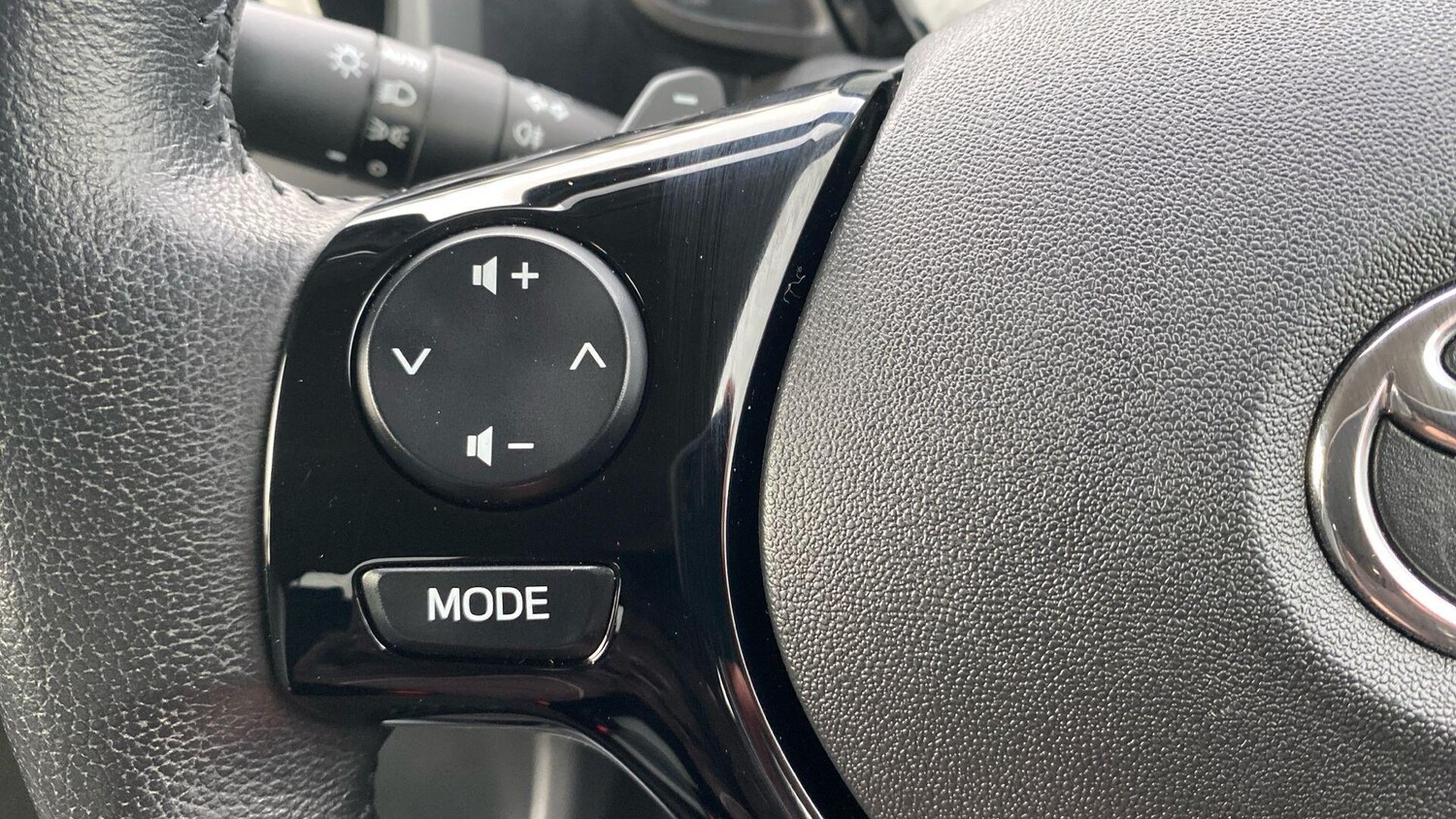 Used Toyota AYGO for sale - 77940111: Photo 33