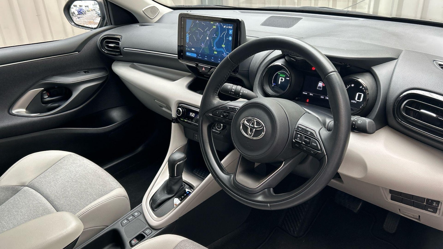 Used Toyota Yaris 2023 for sale - 76550401: Photo 10