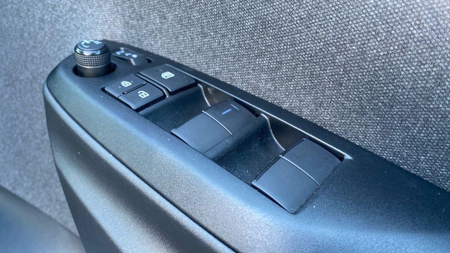 Used Toyota Yaris 2021 for sale - 77090908: Photo 29