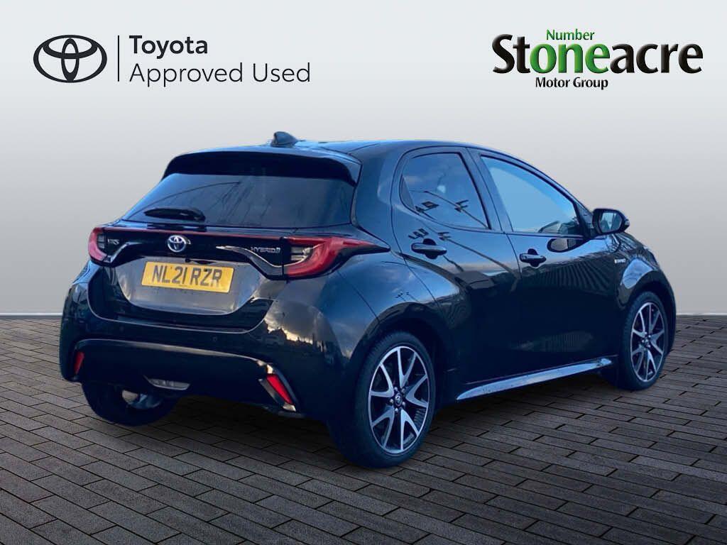 Used Toyota Yaris 2021 for sale - 77090908: Photo 3