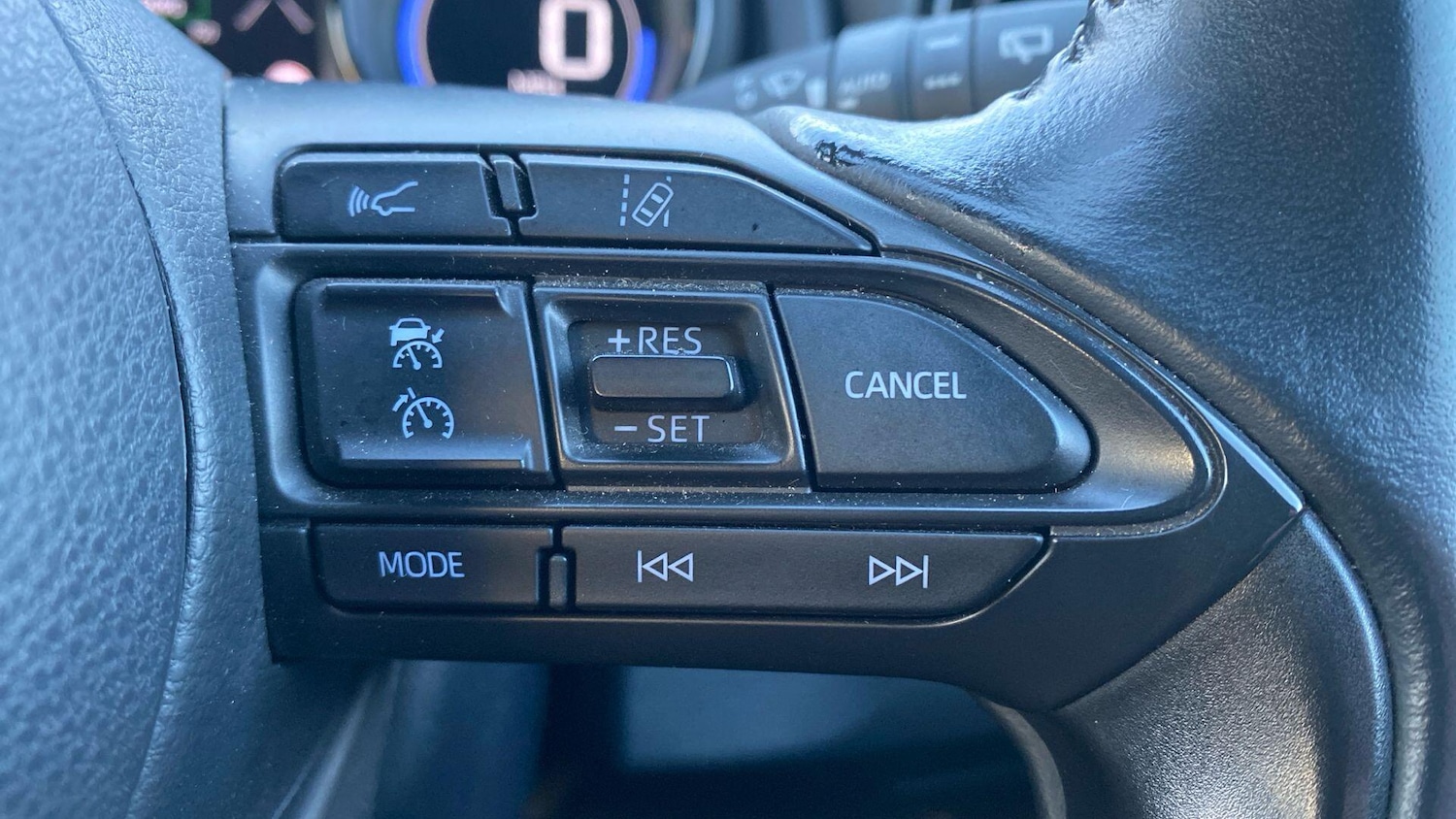 Used Toyota Yaris 2021 for sale - 77090908: Photo 36