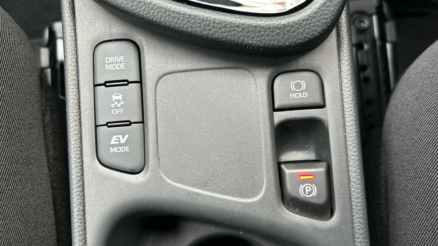 Used Toyota Yaris Cross 2025 for sale - 76993990: Photo 33