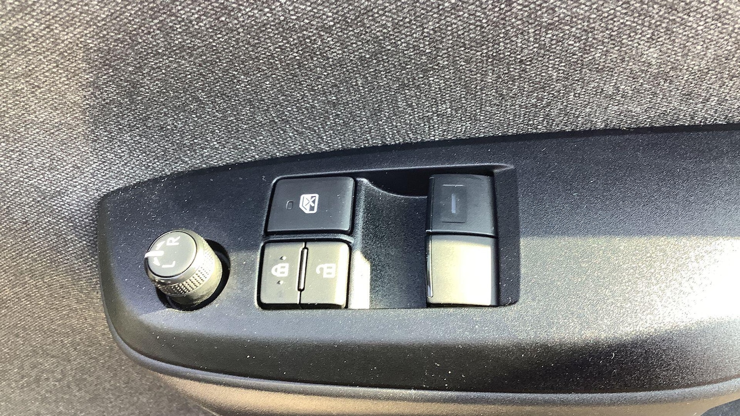 Used Toyota Yaris 2020 for sale - 77109695: Photo 30