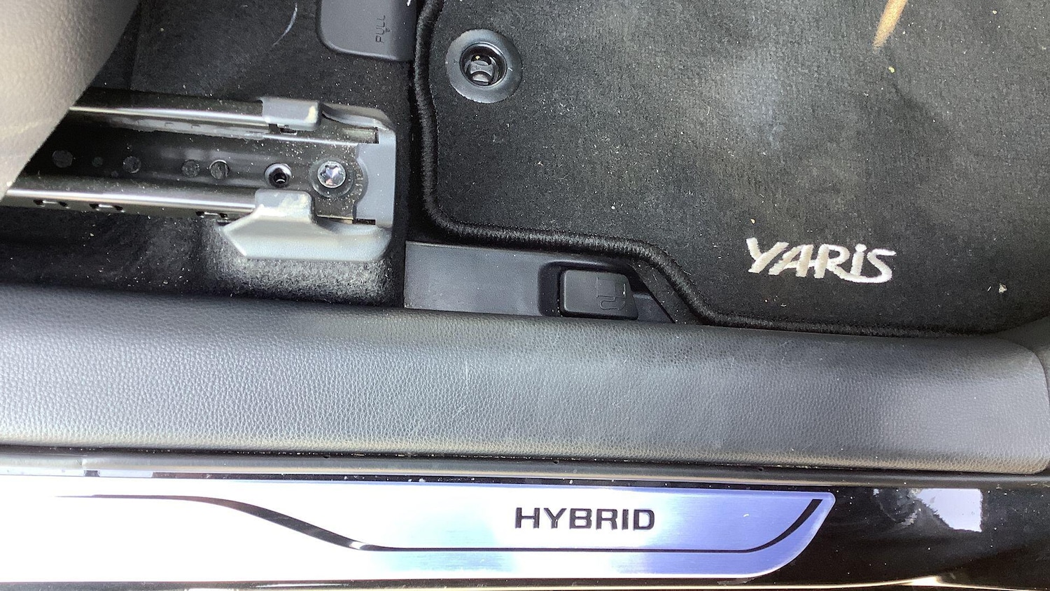 Used Toyota Yaris 2020 for sale - 77109695: Photo 32