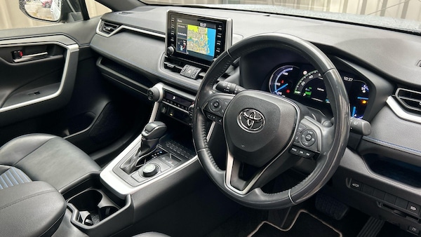 Used Toyota RAV4 2019 for sale - 76307481: Photo 12