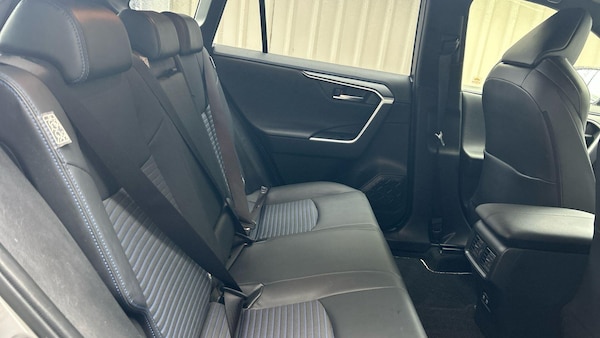 Used Toyota RAV4 2019 for sale - 76307481: Photo 18