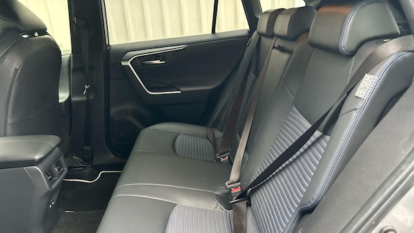 Used Toyota RAV4 2019 for sale - 76307481: Photo 19