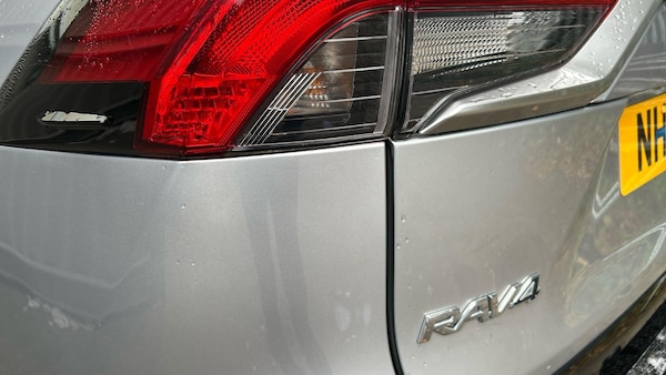 Used Toyota RAV4 2019 for sale - 76307481: Photo 50