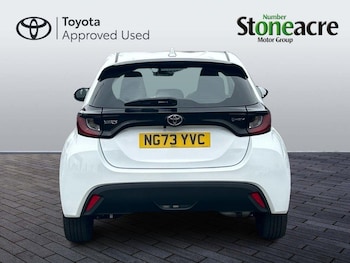 Used Toyota Yaris 2024 for sale - 79131956: Photo