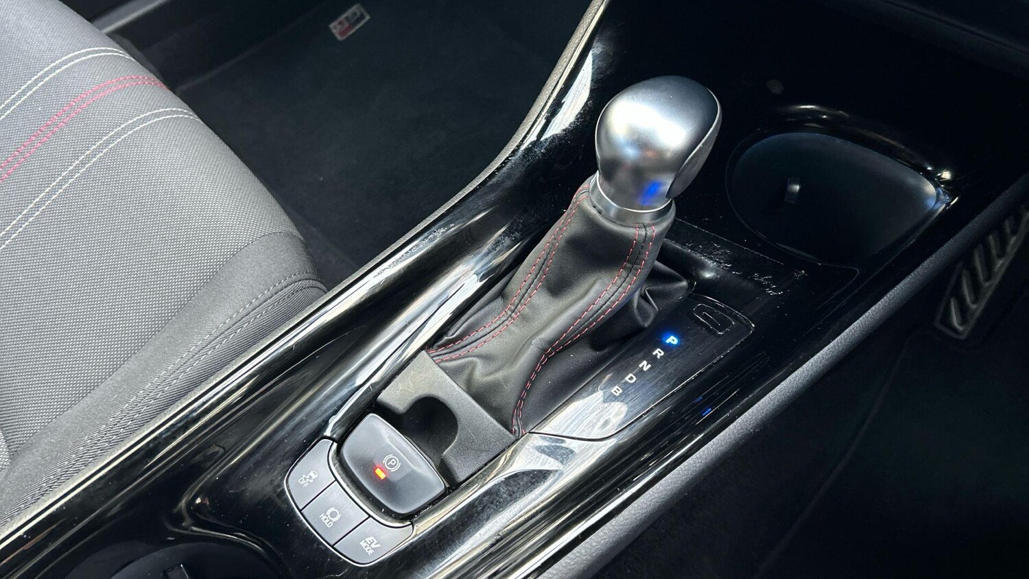 Used Toyota C-HR 2023 for sale - 78047130: Photo 29