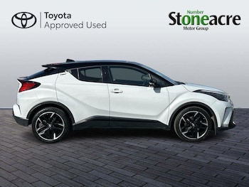 Used Toyota C-HR 2023 for sale - 78047130: Photo
