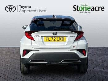 Used Toyota C-HR 2023 for sale - 78047130: Photo