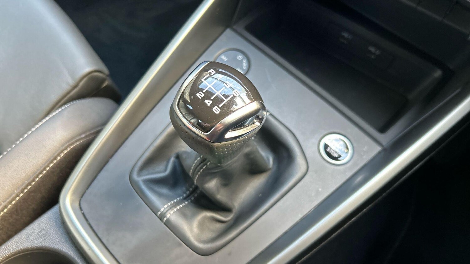 Vehicle 33