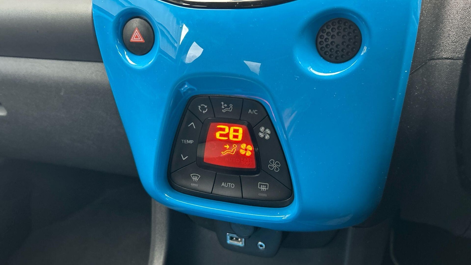 Used Toyota AYGO 2019 for sale - 76549586: Photo 32