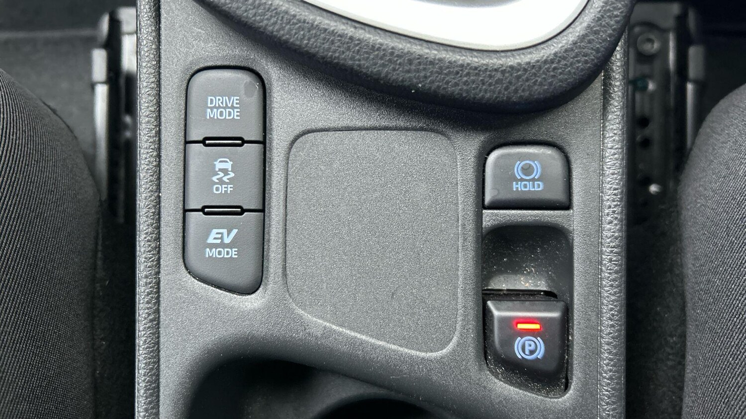 Used Toyota Yaris Cross for sale - 77441192: Photo 32