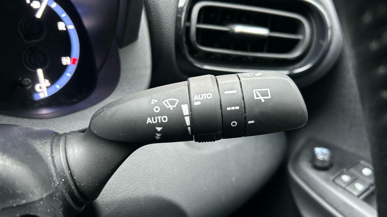 Used Toyota Yaris Cross for sale - 77441192: Photo 36