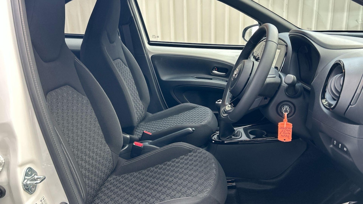 Used Toyota Aygo X 2025 for sale - 77279901: Photo 15